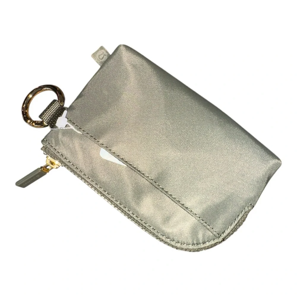 Lululemon Clippable Card Pouch, Bay Leaf Light Ivory Gold Hardware OS NWT - Picture 2 of 3